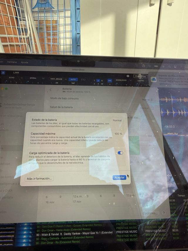 MacBook Air M3 2024 34 ciclos de carga casi nuevo