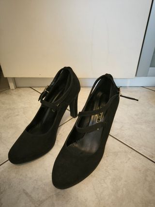 Scarpe nere da donna con tacco tg 40