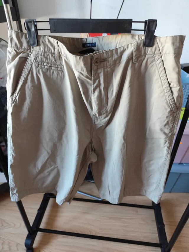 Pantalón corto hombre beige