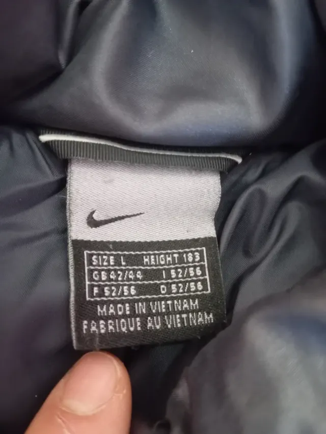 Abrigo plumas NiKe negro