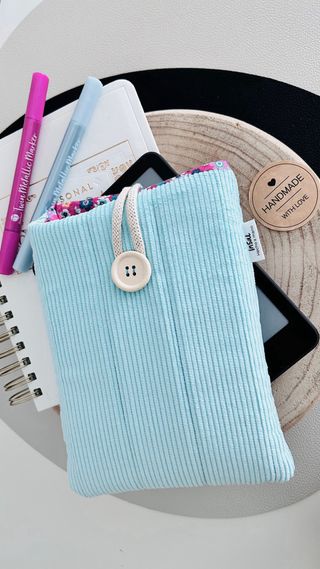 Cover kindle, cover kobo Clara, cover letteraria