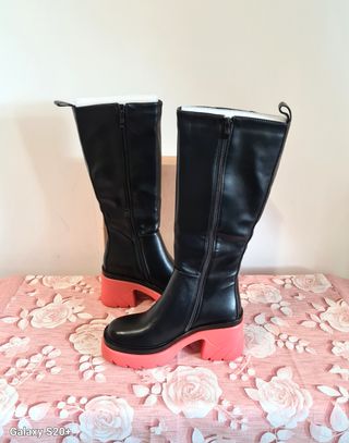 Stivali donna Tulipano n.36 ecopelle nero nuovo