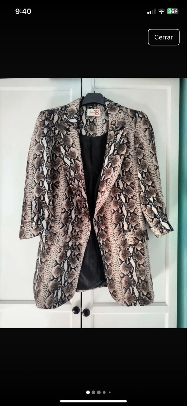 Blazer estampado serpiente talla S/M
