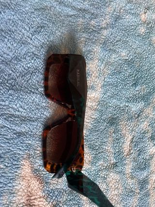 Gafas de sol llamativas carey y verde