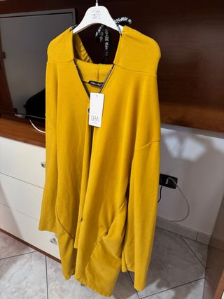 Blusa con zip e cappuccio taglia unica
