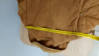 Cappotto vintage beige con pelliccia