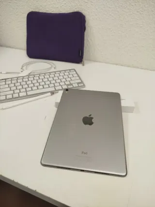 iPad Pro 9.7 + Apple Pencil + Teclado