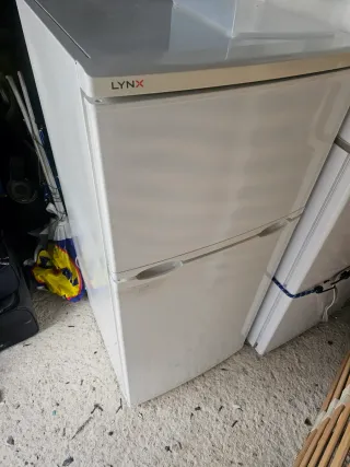 Nevera LYNX blanca