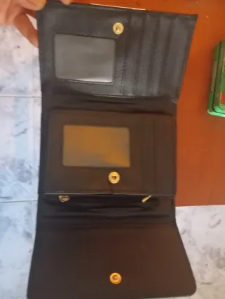 Cartera monedero negro y beige