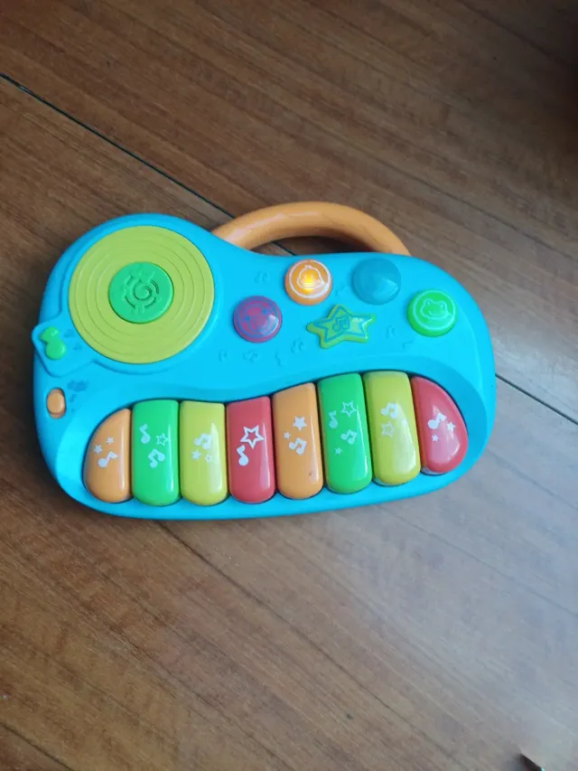 Teclado musical infantil