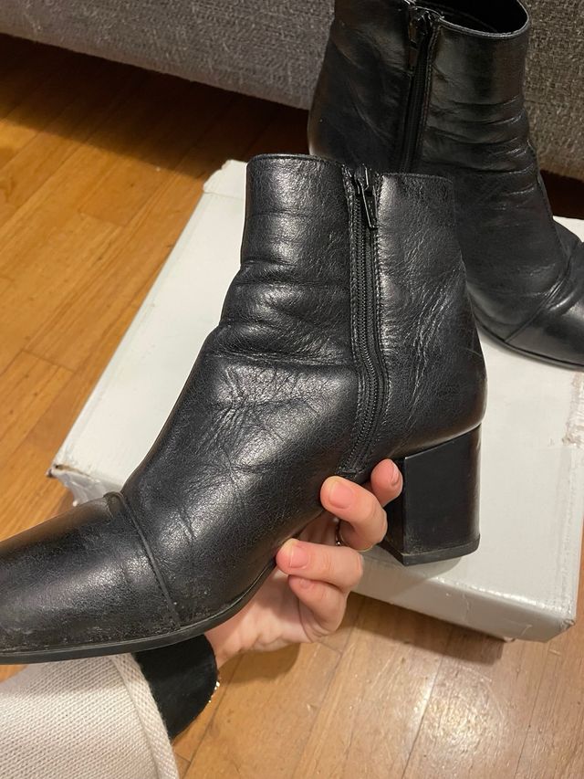 Stivaletti neri tacco largo