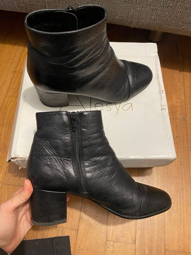 Stivaletti neri tacco largo