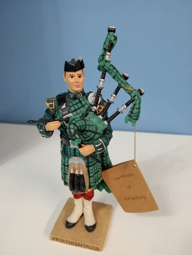 Figurina Piper 5th Battalion Bagpiper