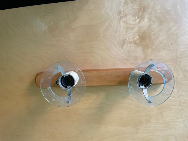 Aplique techo 2 bombillas madera y cristal