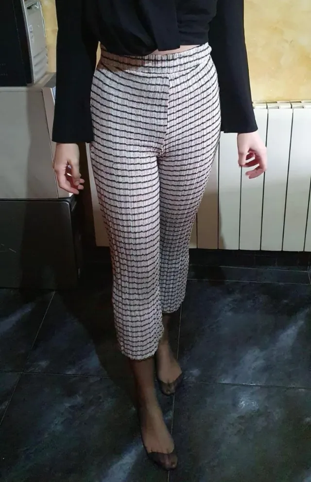 Pantalón de mujer rayas beige, rosa y negro