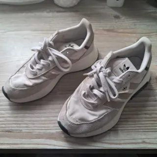 Zapatillas Adidas Beige/Gris