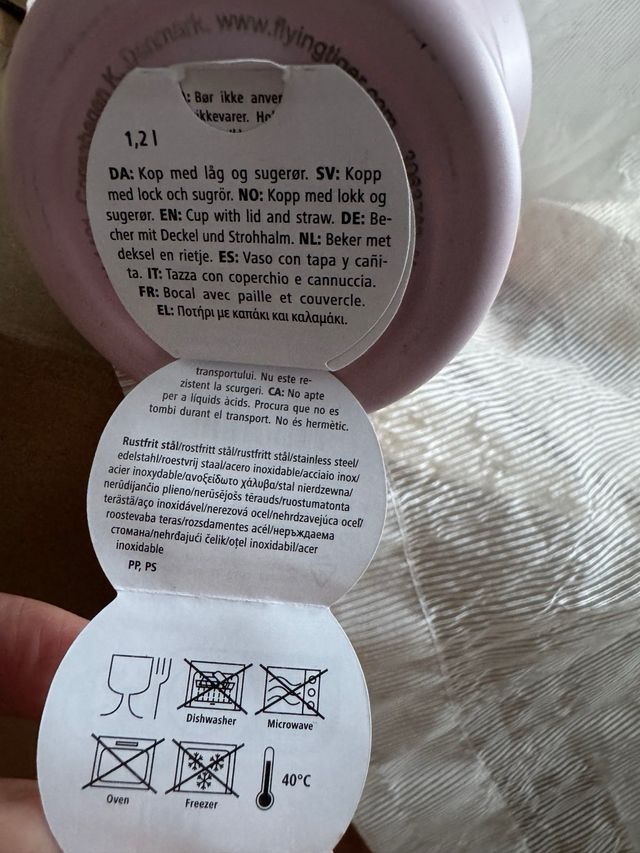 Vaso Tiger 1.2L con tapa y cañita