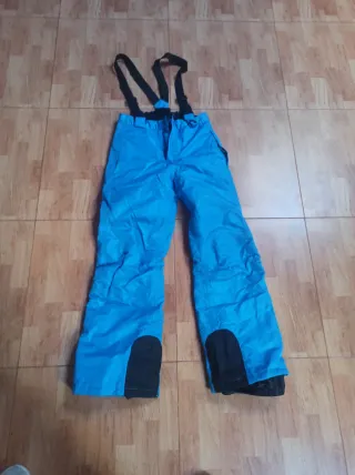 Pantalón de nieve azul con tirantes