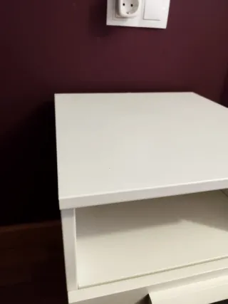 2 Mesitas de Noche Blancas