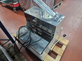 Cortadora de pan Gabarro como nueva