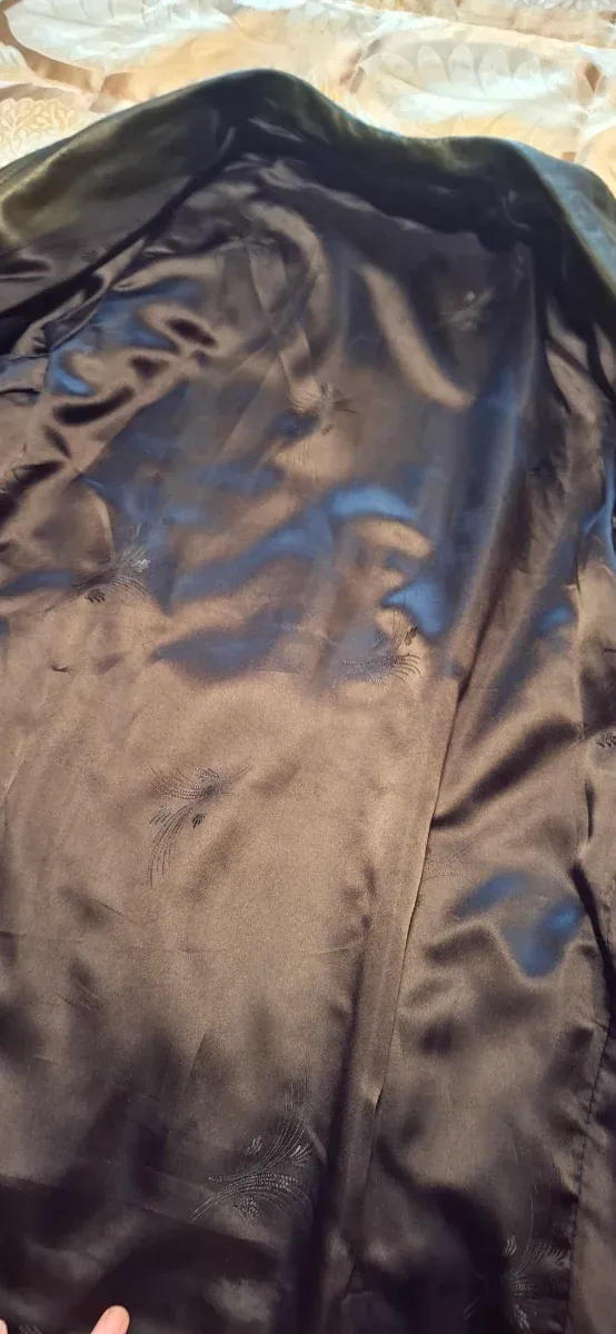 Chaqueta de cuero negra para mujer