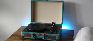 Giradischi portatile in valigia in vinile vintage