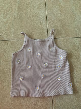 Camisetas Zara niña flores verde/ lila
