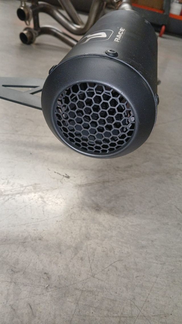 ESCAPE YAMAHA MT-09 IXRACE