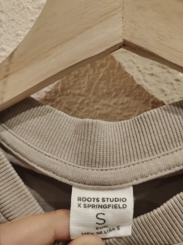 Camiseta Roots Studio x Springfield