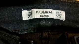 Lote 2 Pantalones vaqueros Pull&Bear, 1 negro 1 a