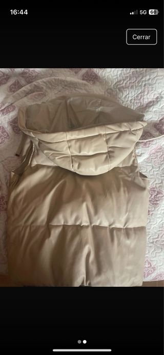 Chaleco de cuero beige