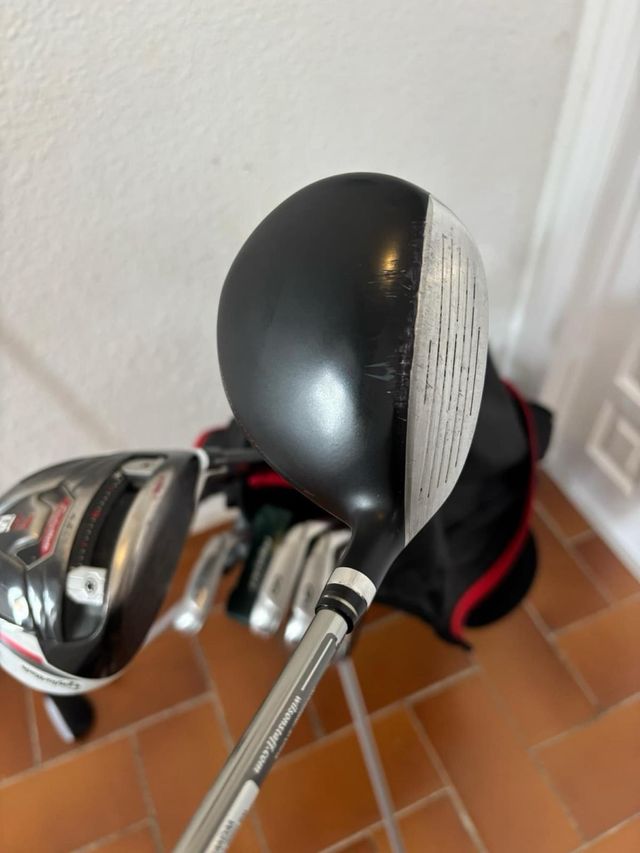 Set de Palos de Golf WILSON DEEP RED ZURDO