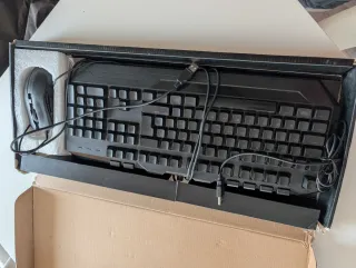 Tastiera e Mouse LED Rossi Cooler master