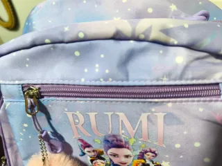 Mochila Escolar Rumi Huntrix Kpop demon hunters