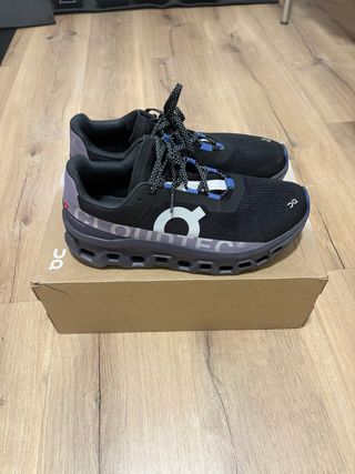 Zapatillas On Running Cloudmonster Negro/Morado