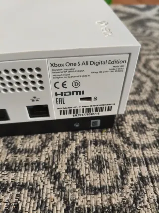 Xbox One S All Digital 1TB con Caja