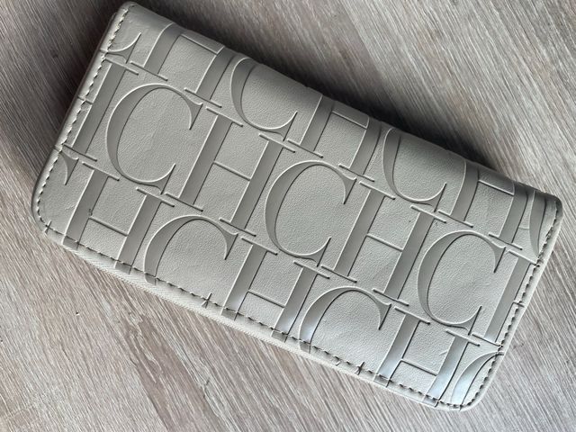 Cartera Carolina Herrera CH Beige/Gris