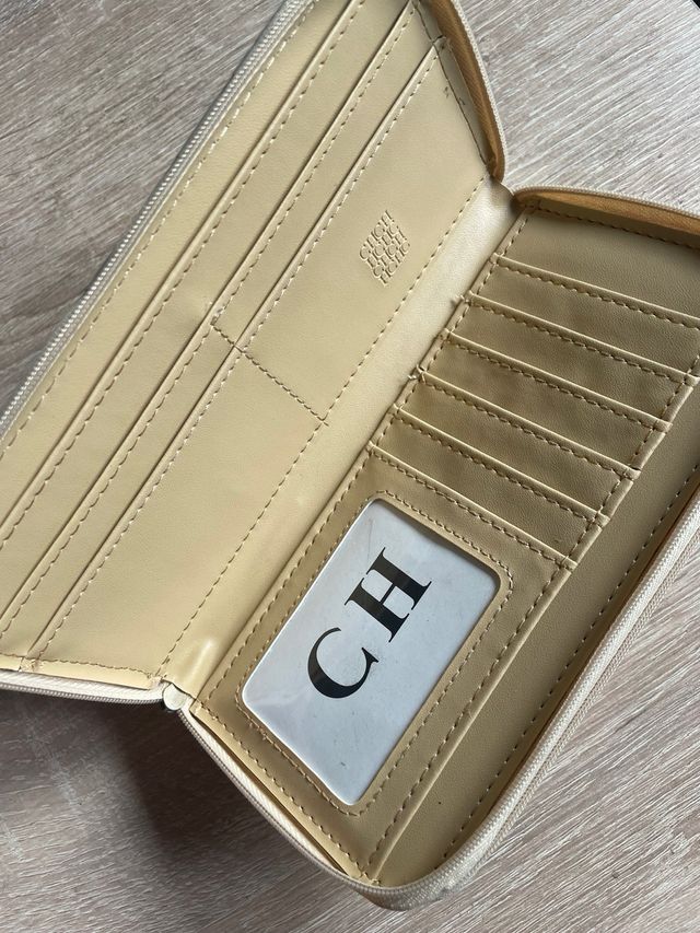 Cartera Carolina Herrera CH Beige/Gris