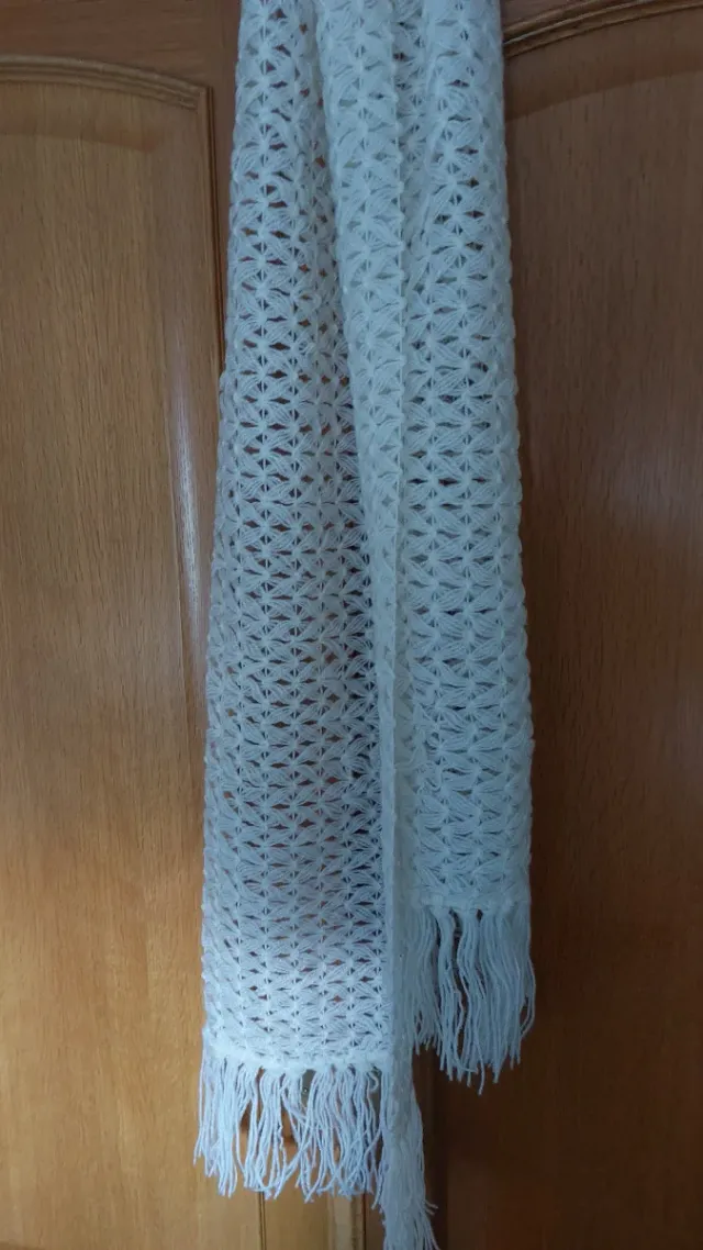 Chal blanco para trajes regionales