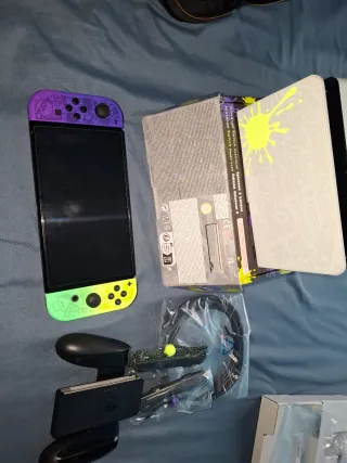 Nintendo Switch OLED Edizione Speciale Splatoon