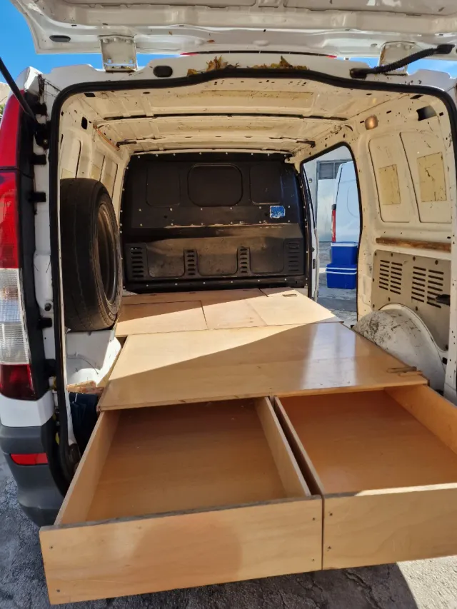 Muebles de almacenaje para Mercedes Vito 2012