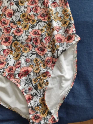 Bañador mujer estampado flores nuevo