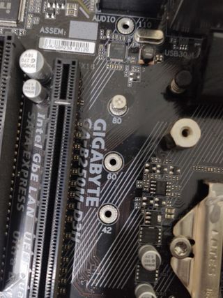 Placa base Gigabyte GA-B250M-D3H