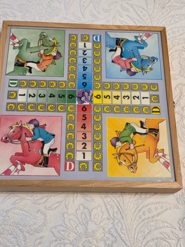 Estuche Juegos de Mesa