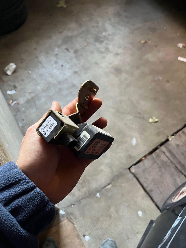 Sensor de Guiñada 1J0 907 657 B Leon mk1 Golf IV