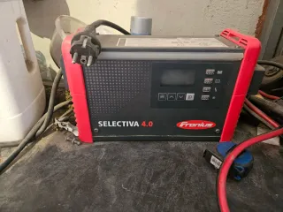 Cargador Fronius Selectiva 4.0 Casi sin usar.
