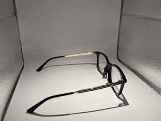 Gafas Gucci Negras y Doradas