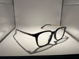 Gafas Gucci Negras y Doradas