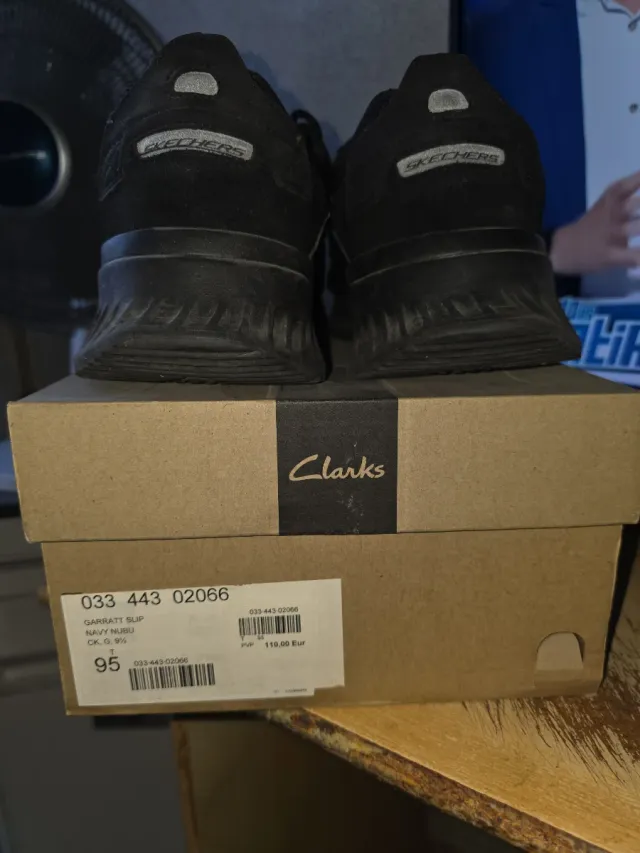 Zapatillas Skechers Trekking Negras