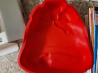 Tortiera Campana Pavonidea Silicone Rossa